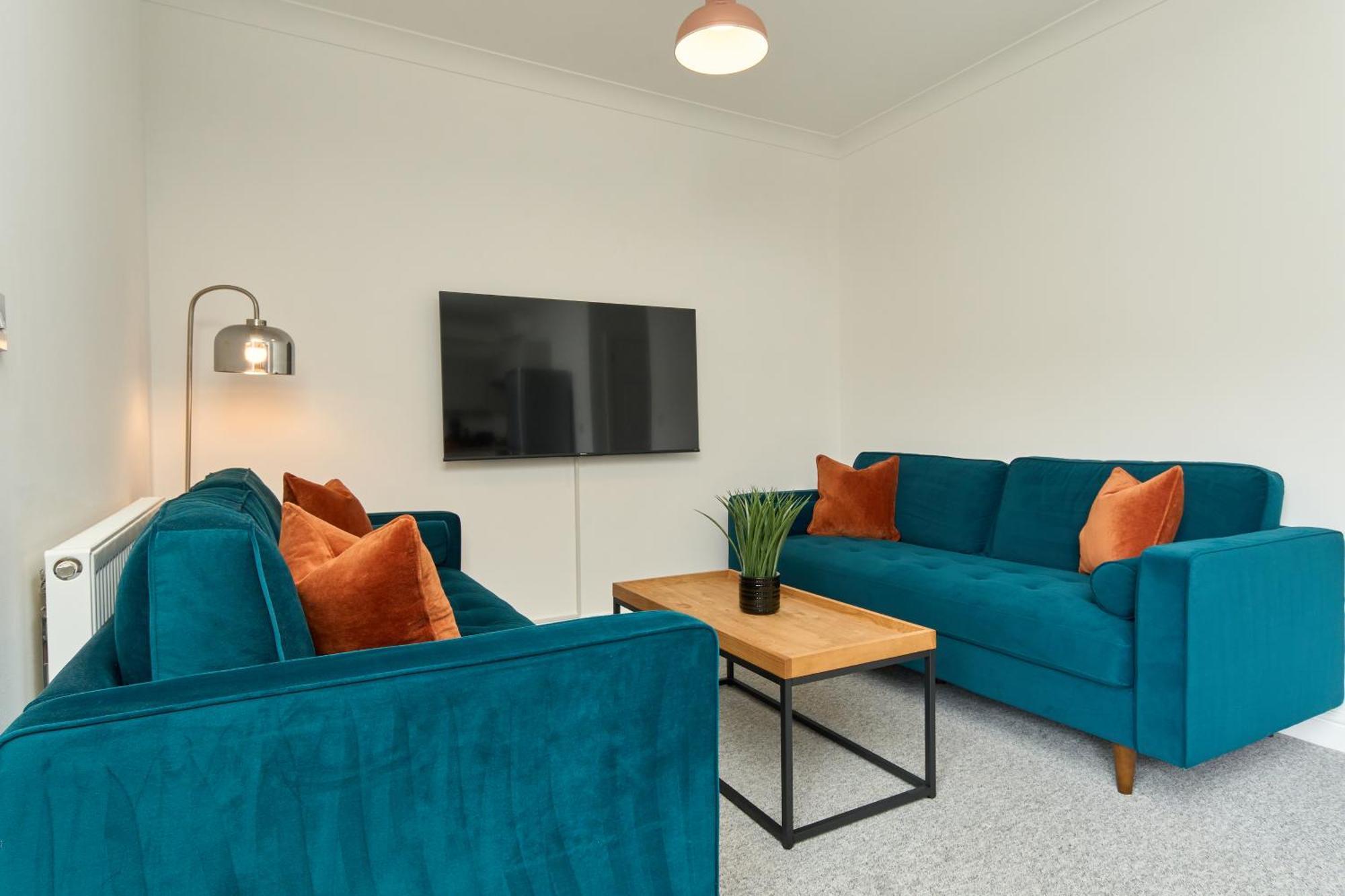 Beautiful 3 Bed Apartment In Bonchurch - Nr Ventnor - Large Outside Terrace & Parking - Dog Friendly - The Perfect Choice For Couples, Friends, Families - 5 Mins To Beach Exteriér fotografie